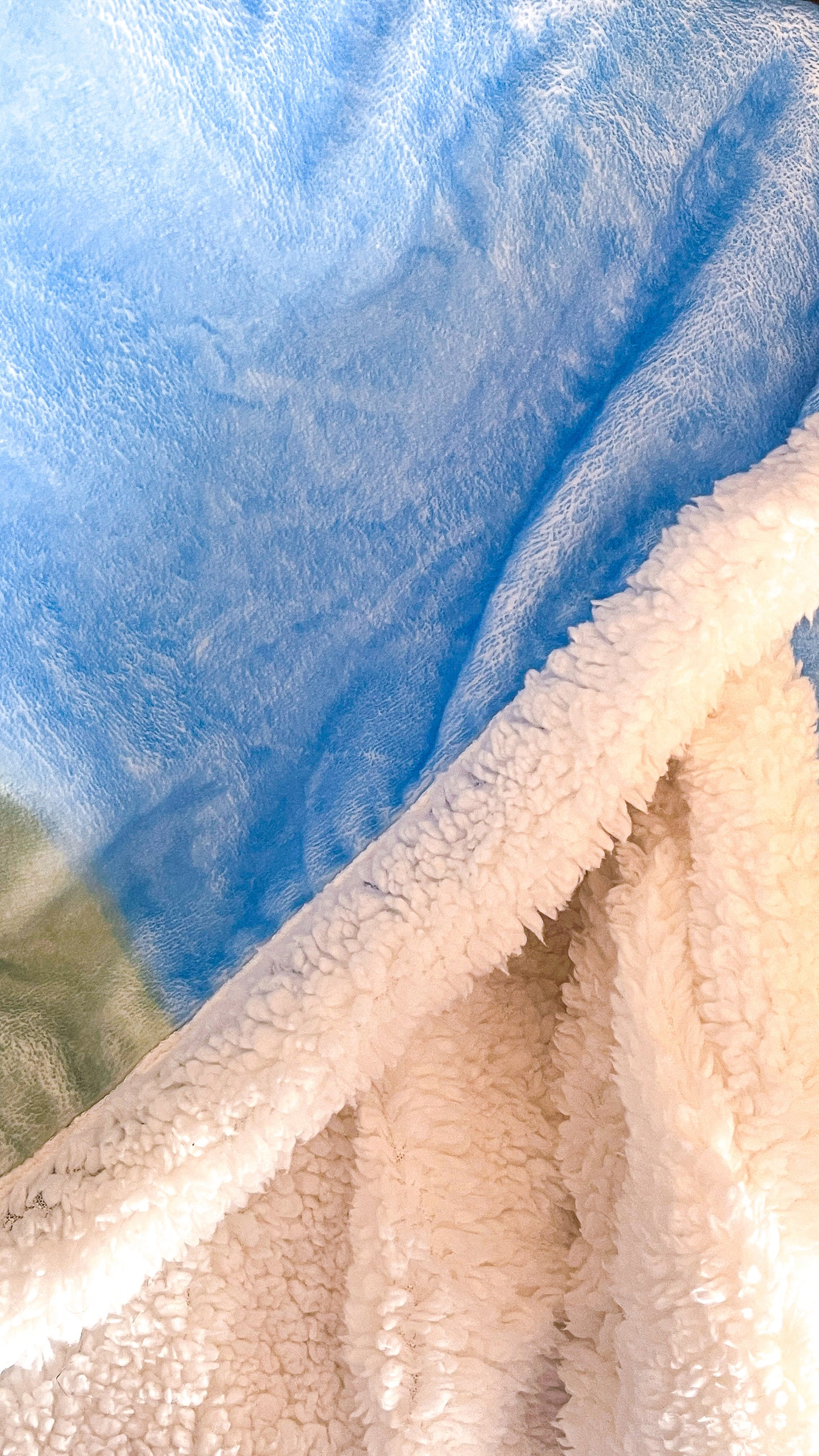 Bubble Bussy Large Luxury Fleece & Sherpa Blanket